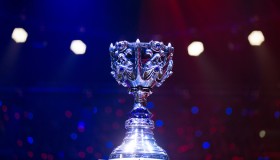 育碧成立子公司整合三大 IP，腾讯 11.6 亿欧元入股持股 25%！“你行你上反正也没多少钱！”EDG四连败选手破防怒怼粉丝！